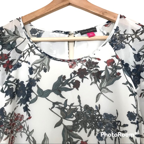 Vince Camuto Floral Flutter Sleeve Blouse | White Lined Top | Blue Red Flowers - Picture 7 of 16
